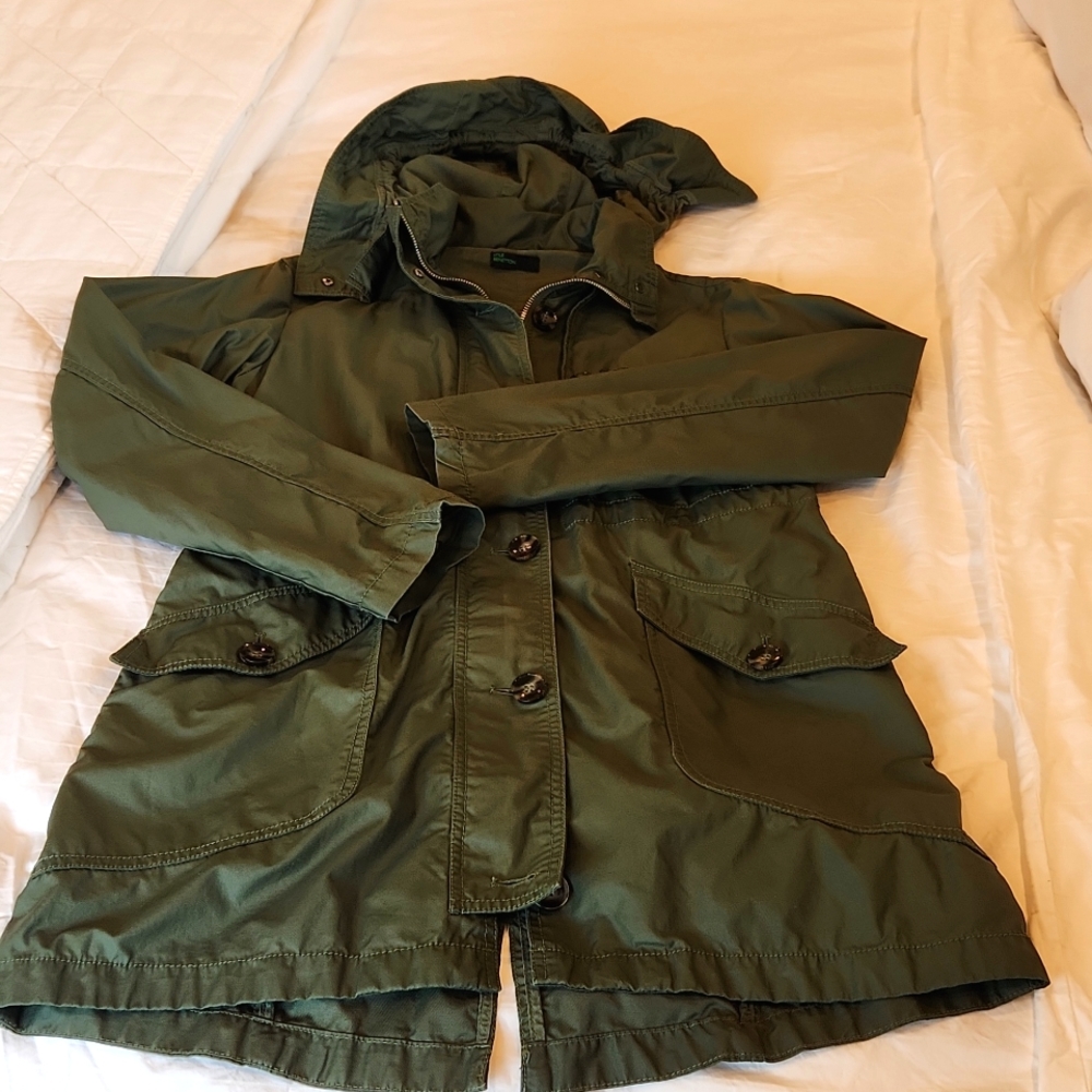 Stile Benetton Vintage coated cotton jacket size 8US. Beautiful forest green.